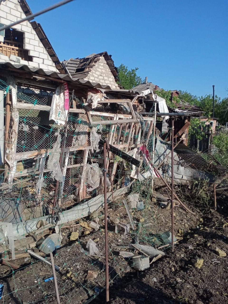 Окупанти знову вдарили по Харківщині: загинула людина, семеро постраждалих. Фото