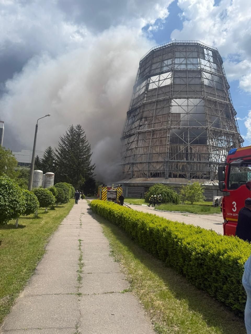 У Білій Церкві на Київщині горіла ТЕЦ: усі подробиці масштабної пожежі. Фото та відео