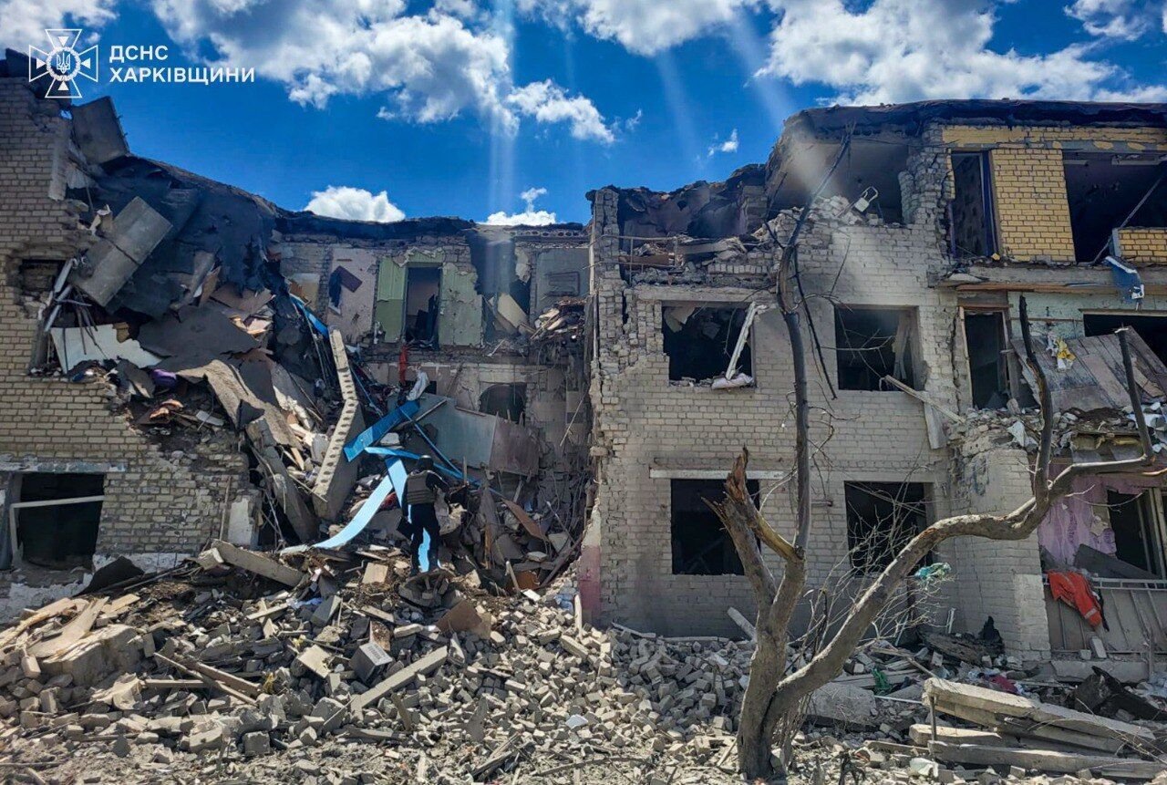 Окупанти знову вдарили по Харківщині: загинула людина, семеро постраждалих. Фото