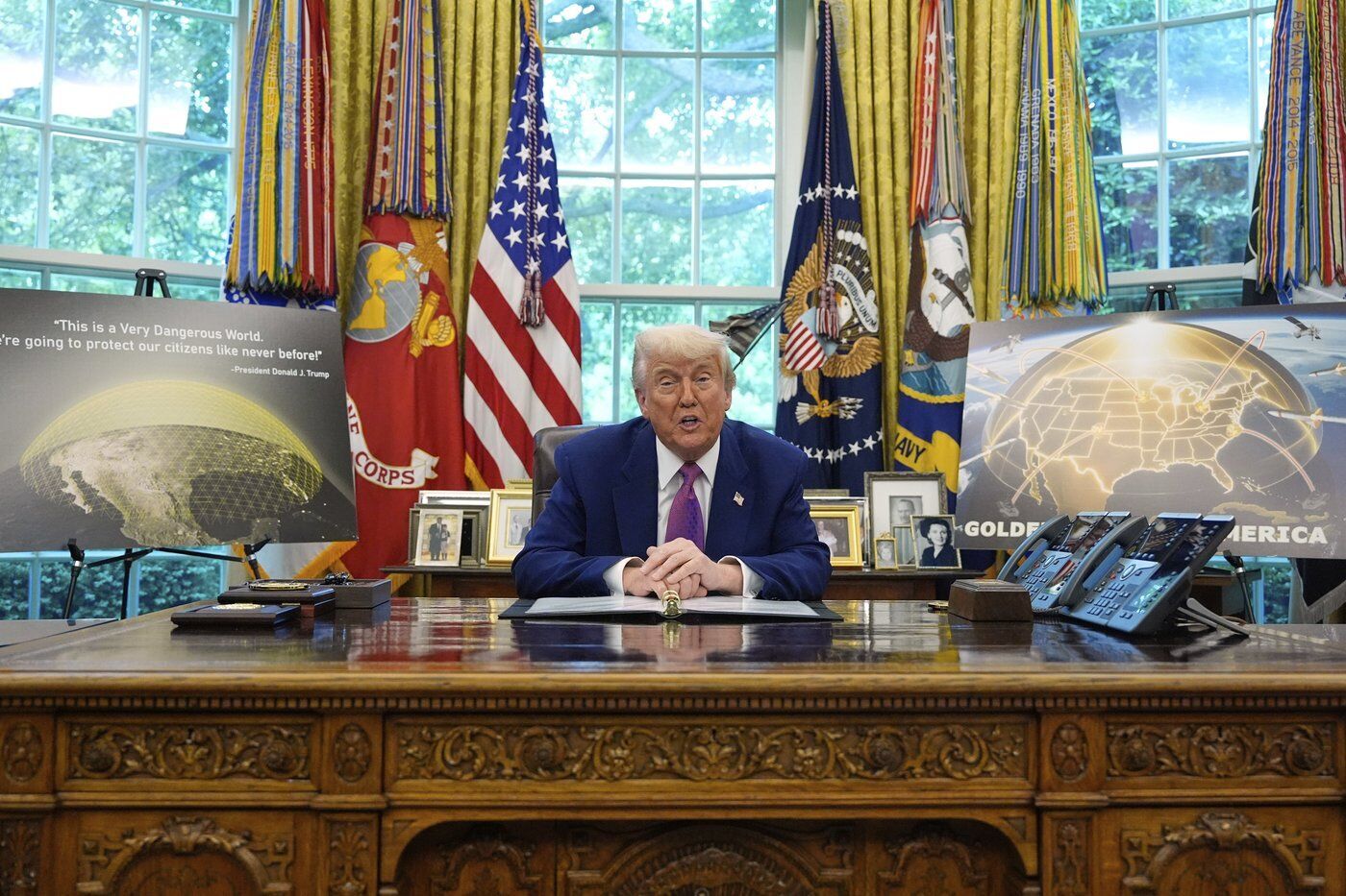Передбачається розміщення перехоплювачів у космосі: Трамп розповів про нову американську систему ПРО Golden Dome