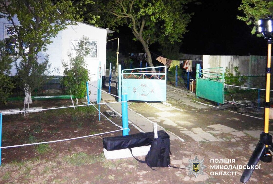 На Миколаївщині у дворі будинку вибухнула граната – загинув трирічний хлопчик та 41-річна жінка