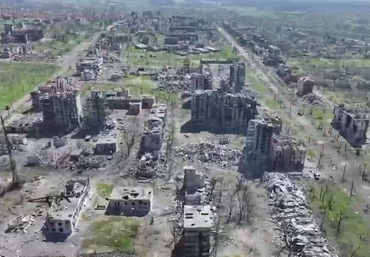 Знищений росіянами Торецьк Донецької області