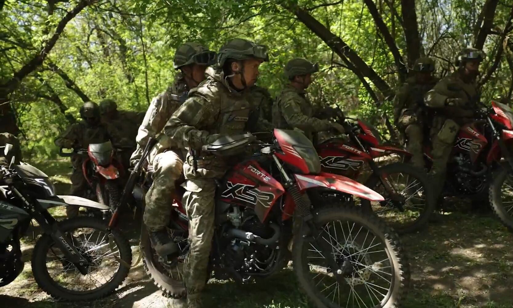 Підтвердили ефективність нової тактики: в ЗСУ відзвітували про успішно виконане бойове завдання першої мотоциклетної роти. Відео