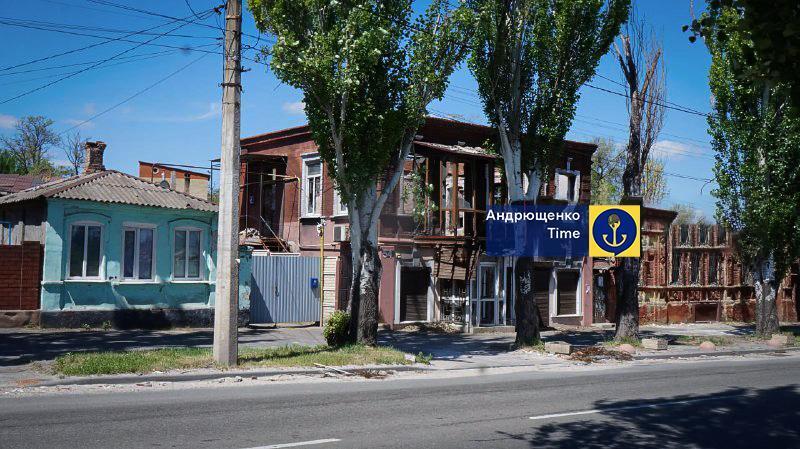 Замість відновлення: окупанти хочуть знести близько 10 тис. приватних будинків у Маріуполі. Фото і відео