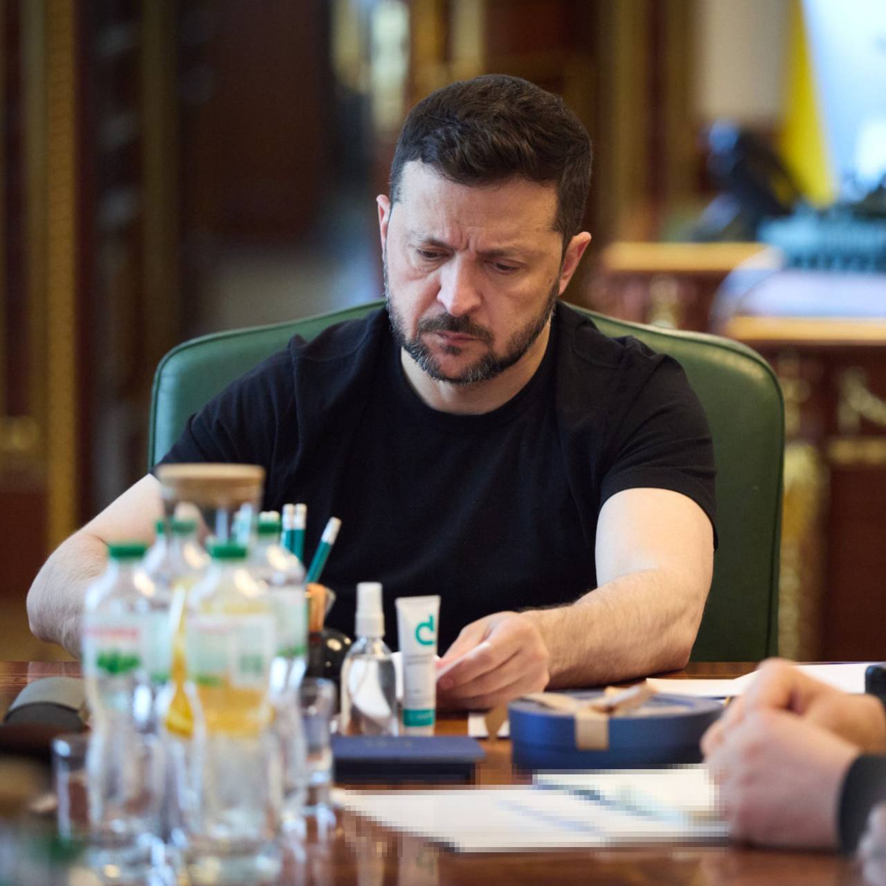 "Це одне з ключових завдань": Зеленський провів нараду з підготовки обміну полоненими з Росією