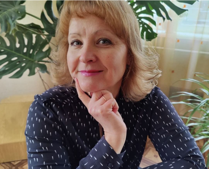Последний раз переночевали в родном доме в Белополье: что известно о супругах, которые погибли в маршрутке от удара российского "Ланцета"