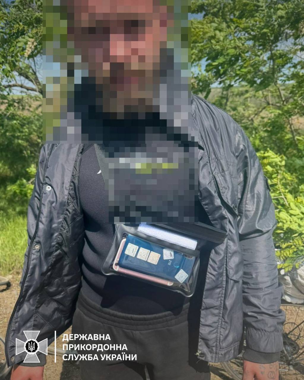 Маршрут преодолевали почти трое суток: в Винницкой области задержали нарушителей, которые хотели попасть в Молдову, переплыв Днестр. Фото