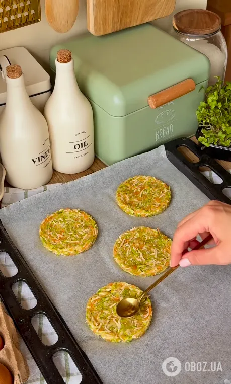 Вкусные кабачковые оладьи без масла: как приготовить в духовке