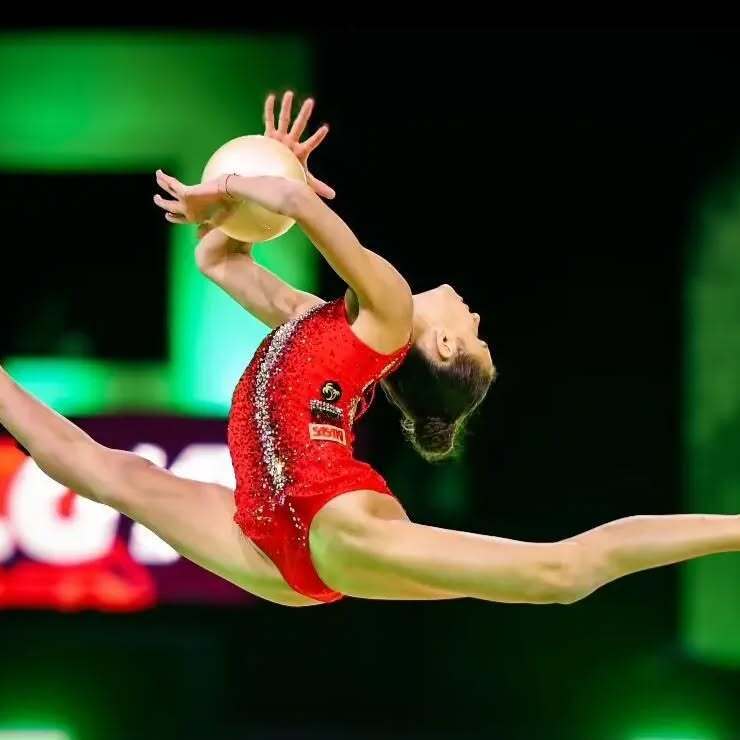 Болгарскую чемпионку мира по художественной гимнастике настигла карма за поездку на турнир в Москву