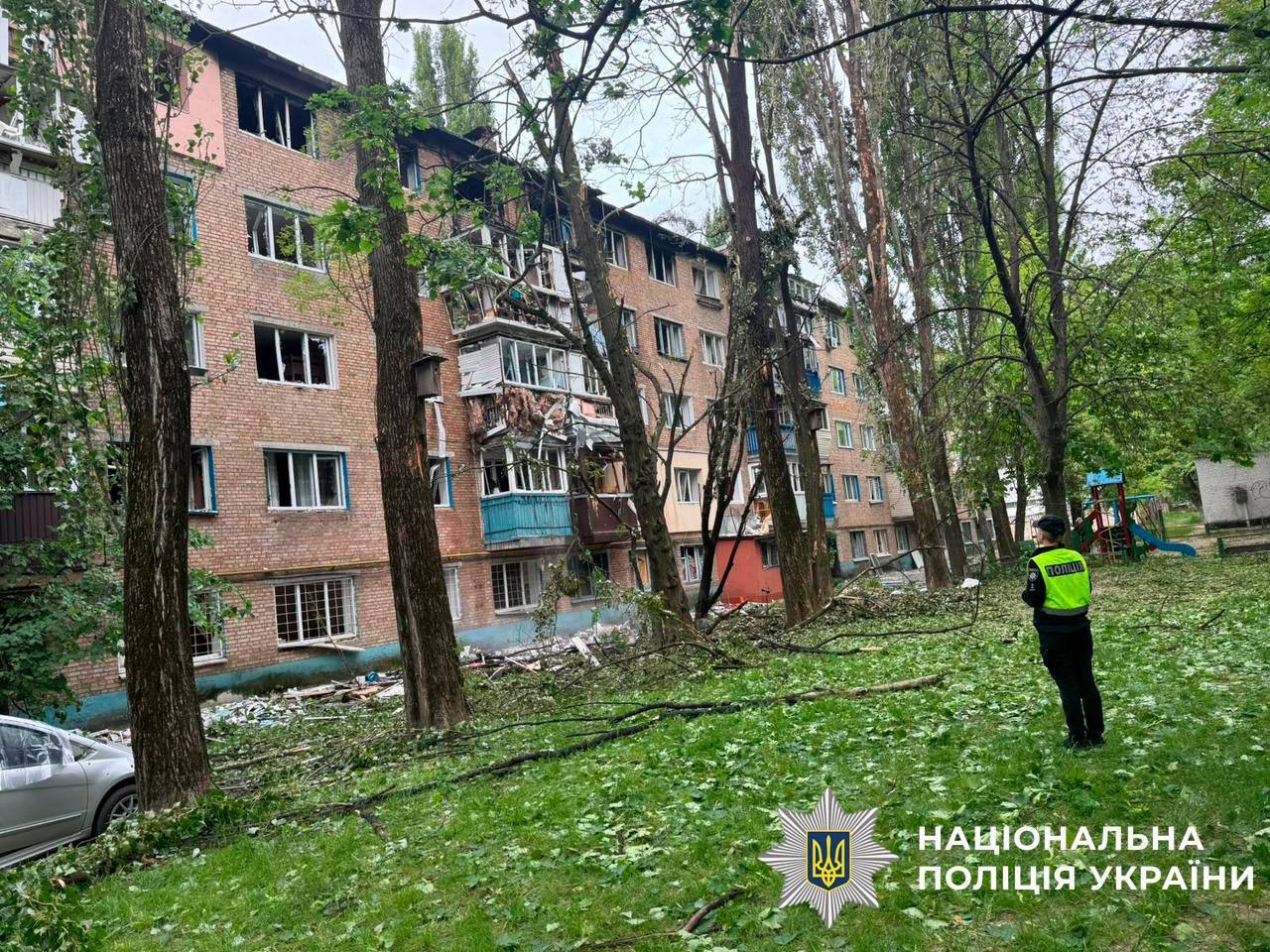 Одна из самых массированных комбинированных атак на Киев, среди пострадавших есть подростки: все подробности о нападении РФ. Фото и видео