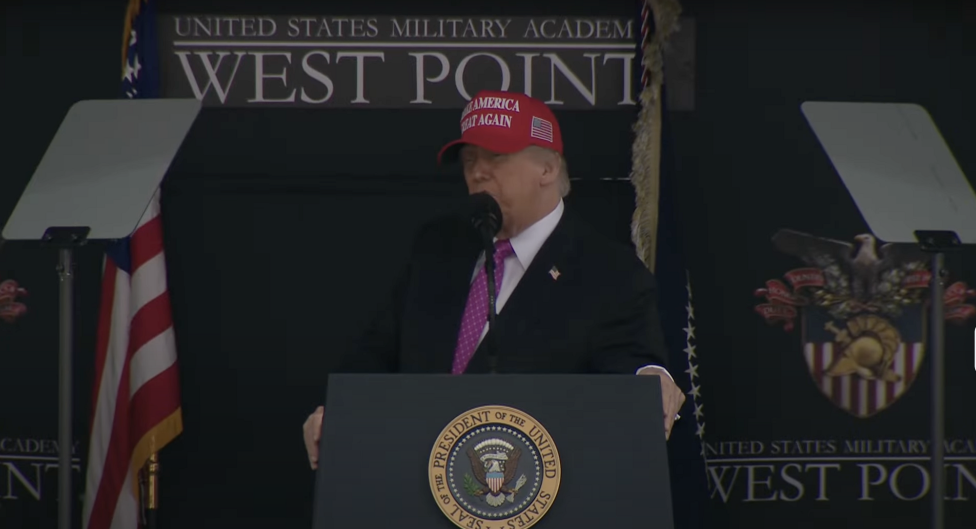 "Ці дні закінчилися": Трамп звинуватив демократів у виснаженні армії США