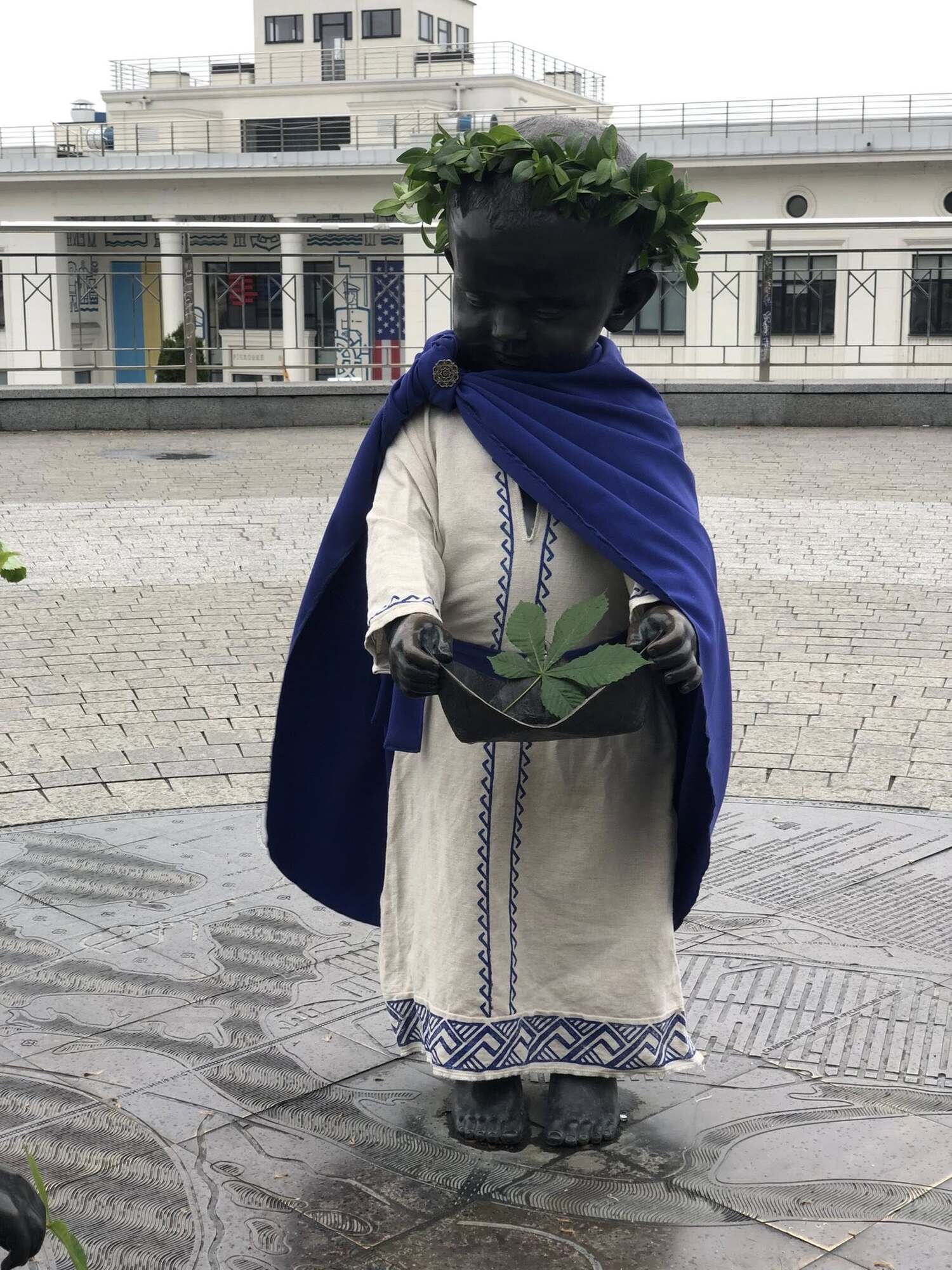 В Киеве малышей-основателей одели в образы князей ко Дню города. Фото