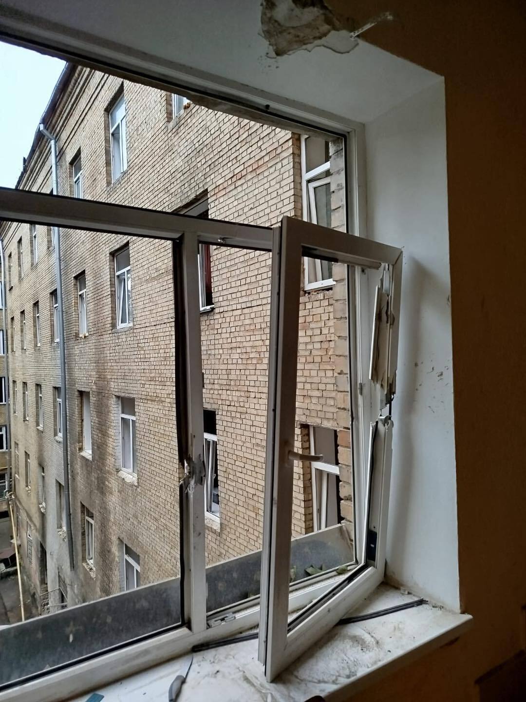 Атака БПЛА на Київ сьогодні - пошкоджено гуртожиток КНУ імені Тараса Шевченка