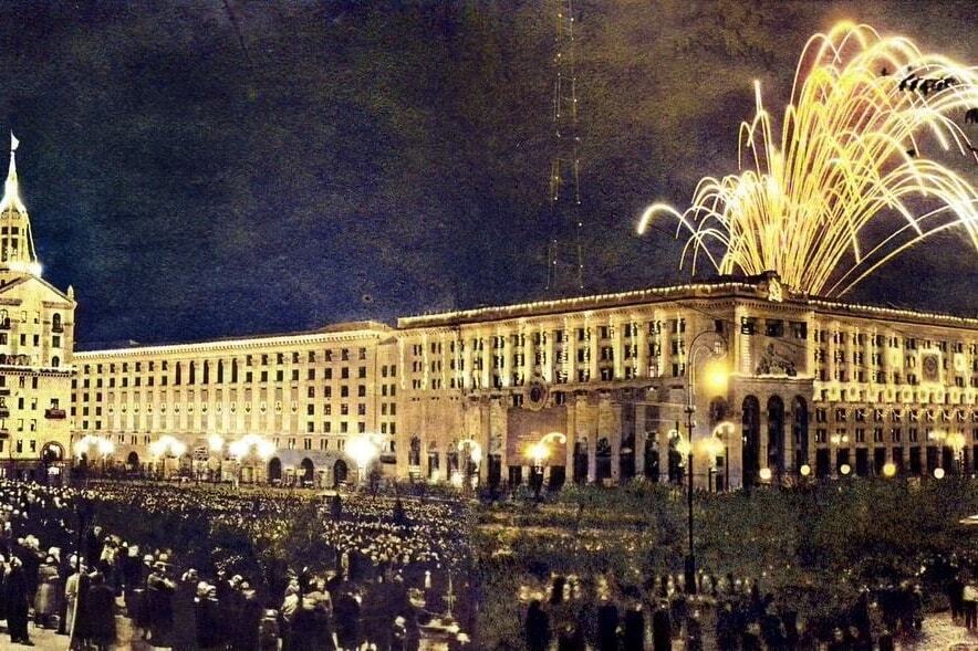 У мережі пригадали, який вигляд мав відновлений після Другої світової війни Хрещатик у Києві в 1957 році. Фото
