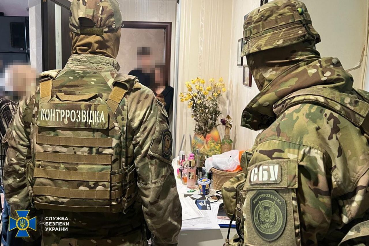 Нацполіція і СБУ викрили агентурну мережу ФСБ, яка коригувала ракетні удари РФ по кількох регіонах України. Фото