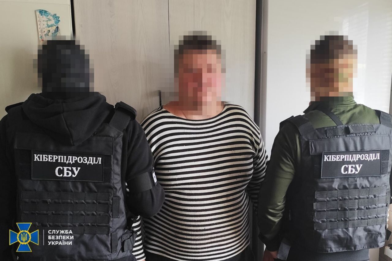 СБУ затримала інформатора російських спецслужб, який коригував ворожі удари по Миколаївщині. Фото