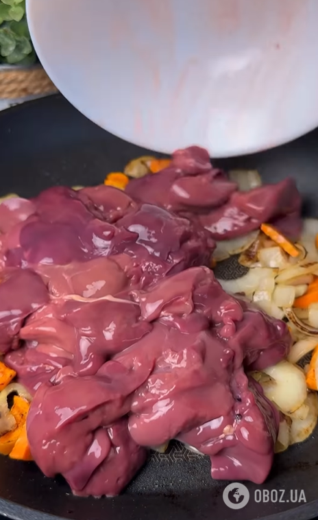 Смачний домашній паштет з курячої печінки: універсальний рецепт, який вийде у всіх
