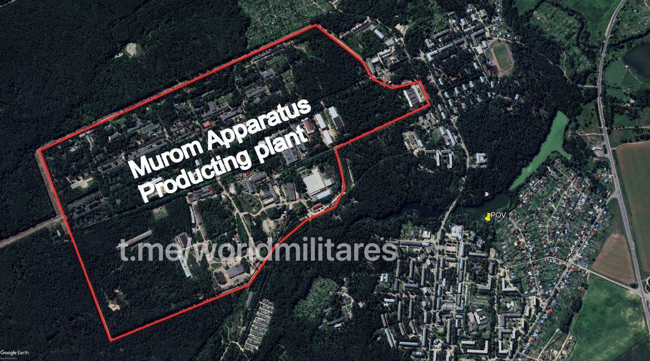 Під ударом був важливий завод: дрони атакували два регіони в Росії, на місці виднівся дим. Відео