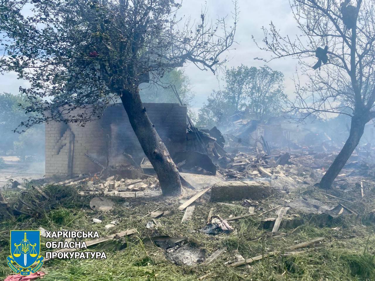 Росіяни скинули на Куп'янськ ФАБ-500: пошкоджені понад пів сотні будинків. Фото