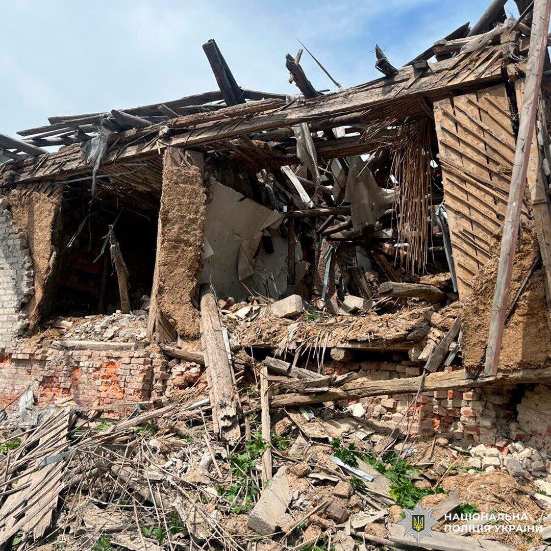 Окупанти вдарили по Харківщині дронами: є жертва та семеро поранених, серед них – 4-річна дівчинка. Фото та відео