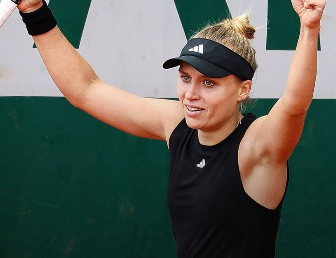 Українська "лакі-лузерка" сенсаційно вибила титуловану росіянку з Roland Garros. Нашу тенісистку проводили з корту оплесками. Відео
