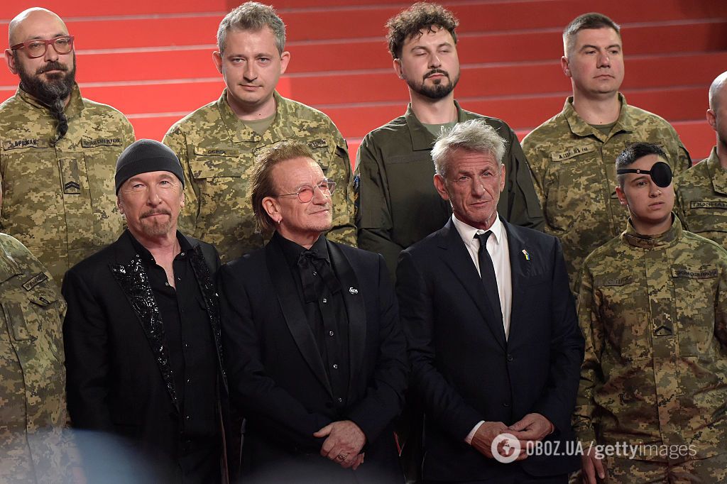 "Борці за свободу": лідер культового гурту U2 Боно розхвалив українських воїнів на одному з топових ток-шоу Америки