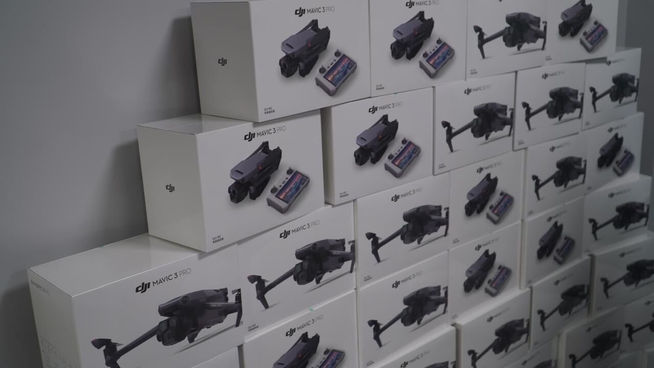 Українські розвідники та артилеристи отримали сучасні дрони Mavic3 Pro від компанії "АТБ"