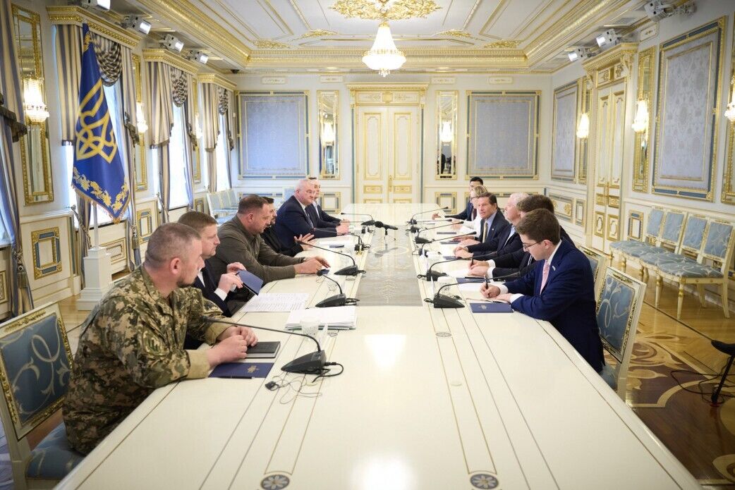 Американські сенатори Ліндсі Грем і Річард Блюменталь приїхали до Києва та зустрілися з президентом Зеленським