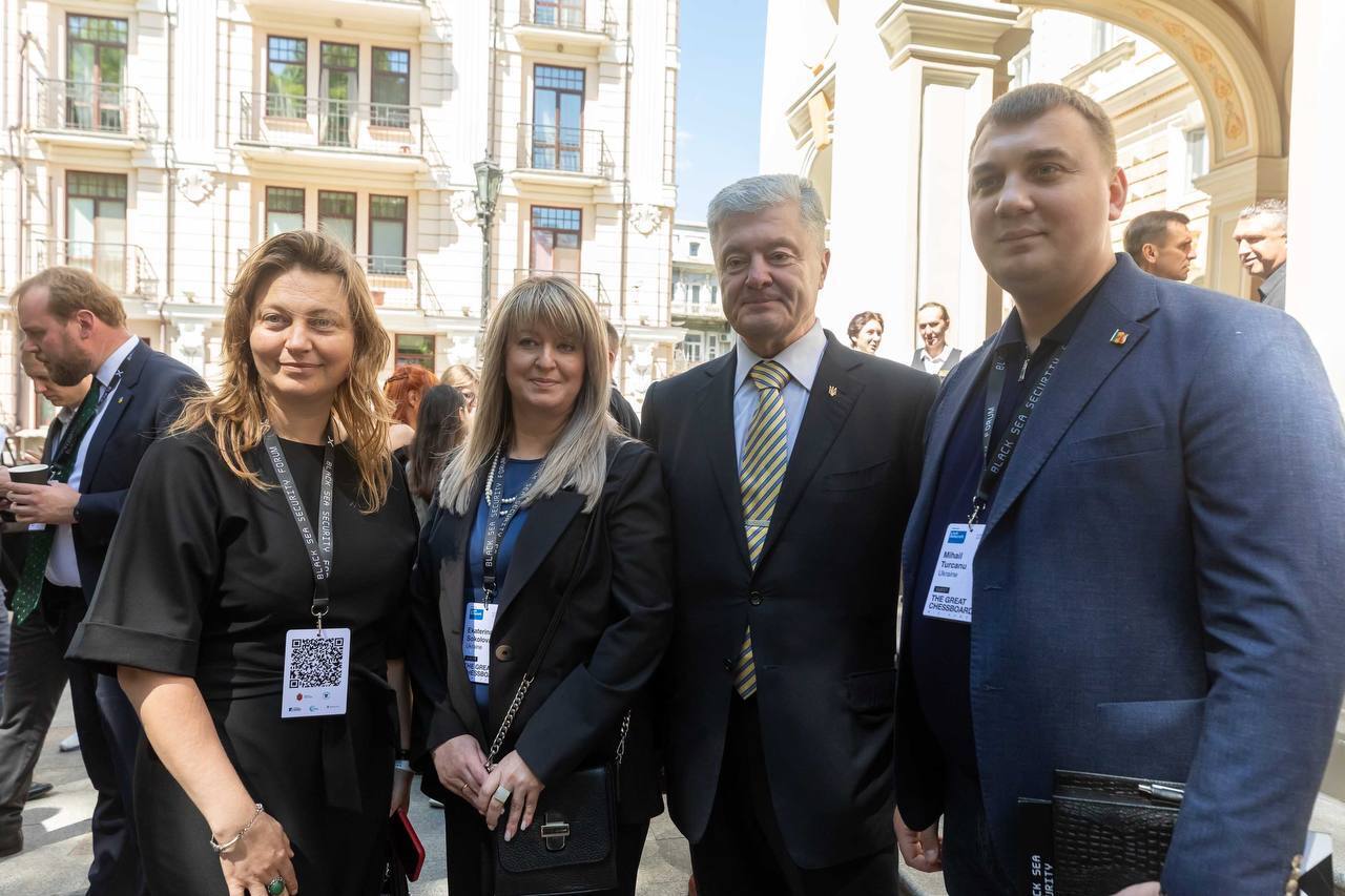 Black Sea Security Forum в Одесі: Порошенко обговорив із західними дипломатами та політиками посилення підтримки України