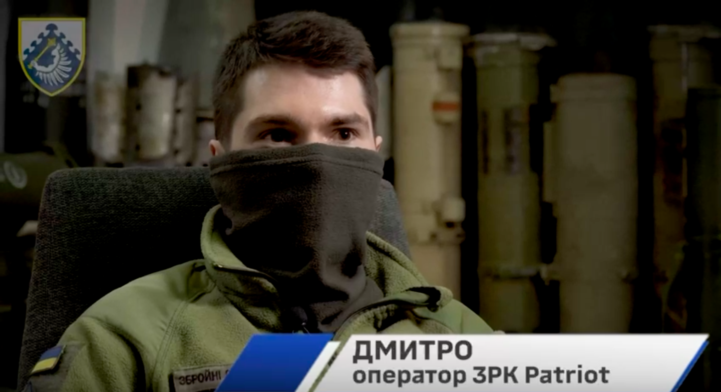 Розвіяв міф: Повітряні сили показали оператора, який першим в історії збив російський "Кинджал". Відео
