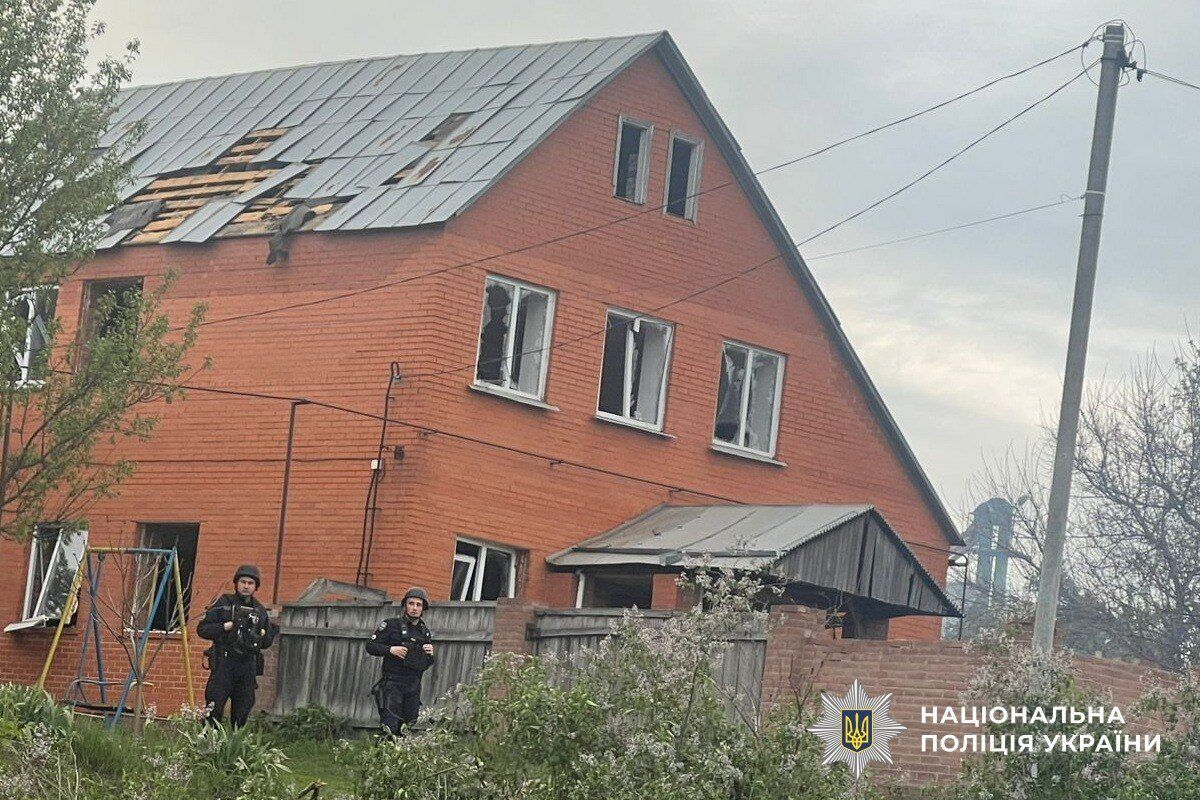 Россия ударила баллистикой по пригороду Сум: погиб ребенок, много раненых. Фото
