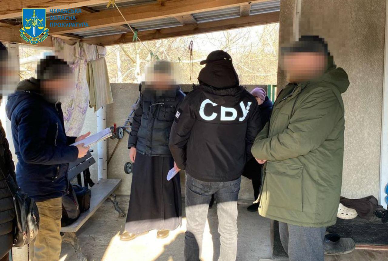 Героизировали россиян и ждали оккупации: СБУ задержала трех попов УПЦ МП