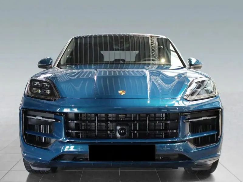 Синий Porsche Cayenne 2024 г.в Анатолия Черкасского