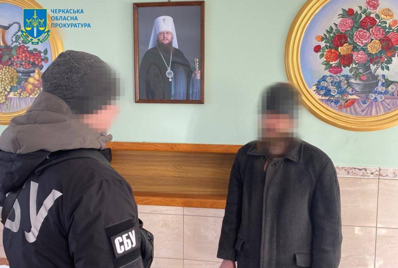 Героизировали россиян и ждали оккупации: СБУ задержала трех попов УПЦ МП