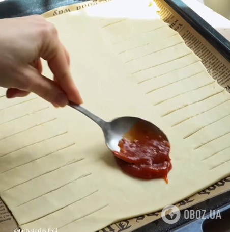Що швидко приготувати з листкового тіста на вечерю: елементарний рецепт пирога на всю родину