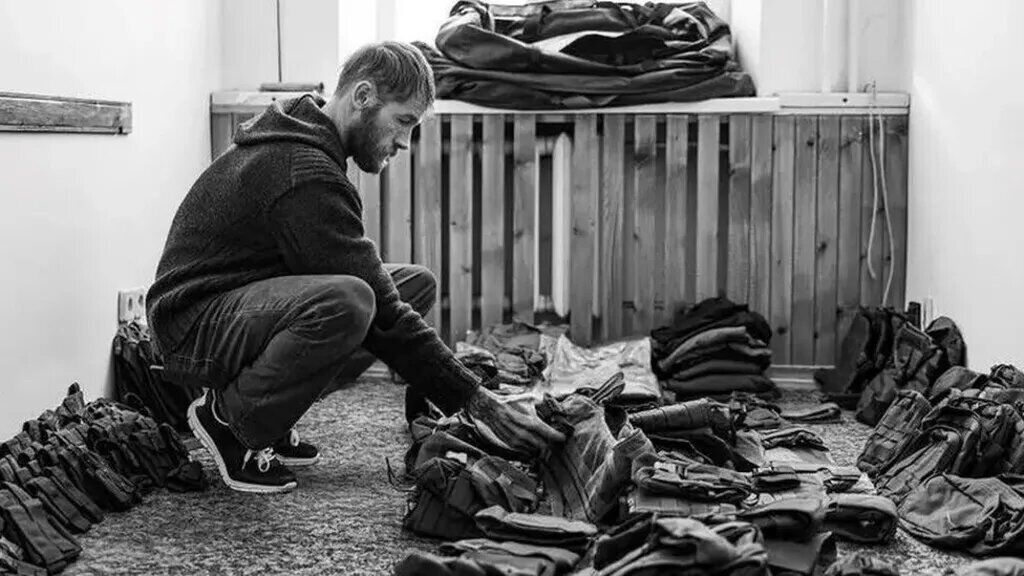 Работал специалистом по обезвреживанию бомб: на Харьковщине погиб британский доброволец. Фото