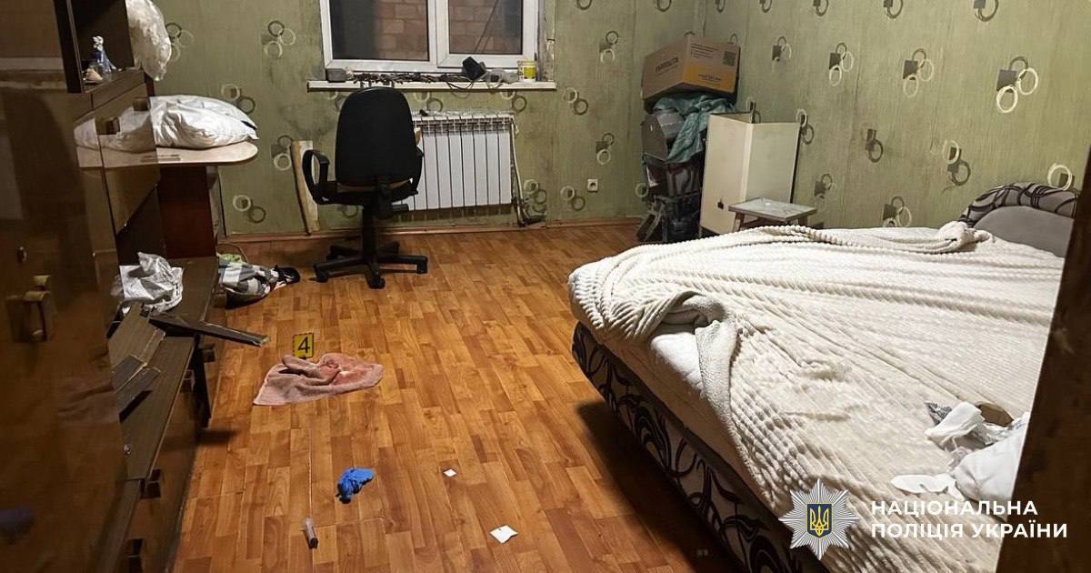 В Киеве ссора между гостем и квартирантом едва не закончилась убийством. Подробности дела и фото