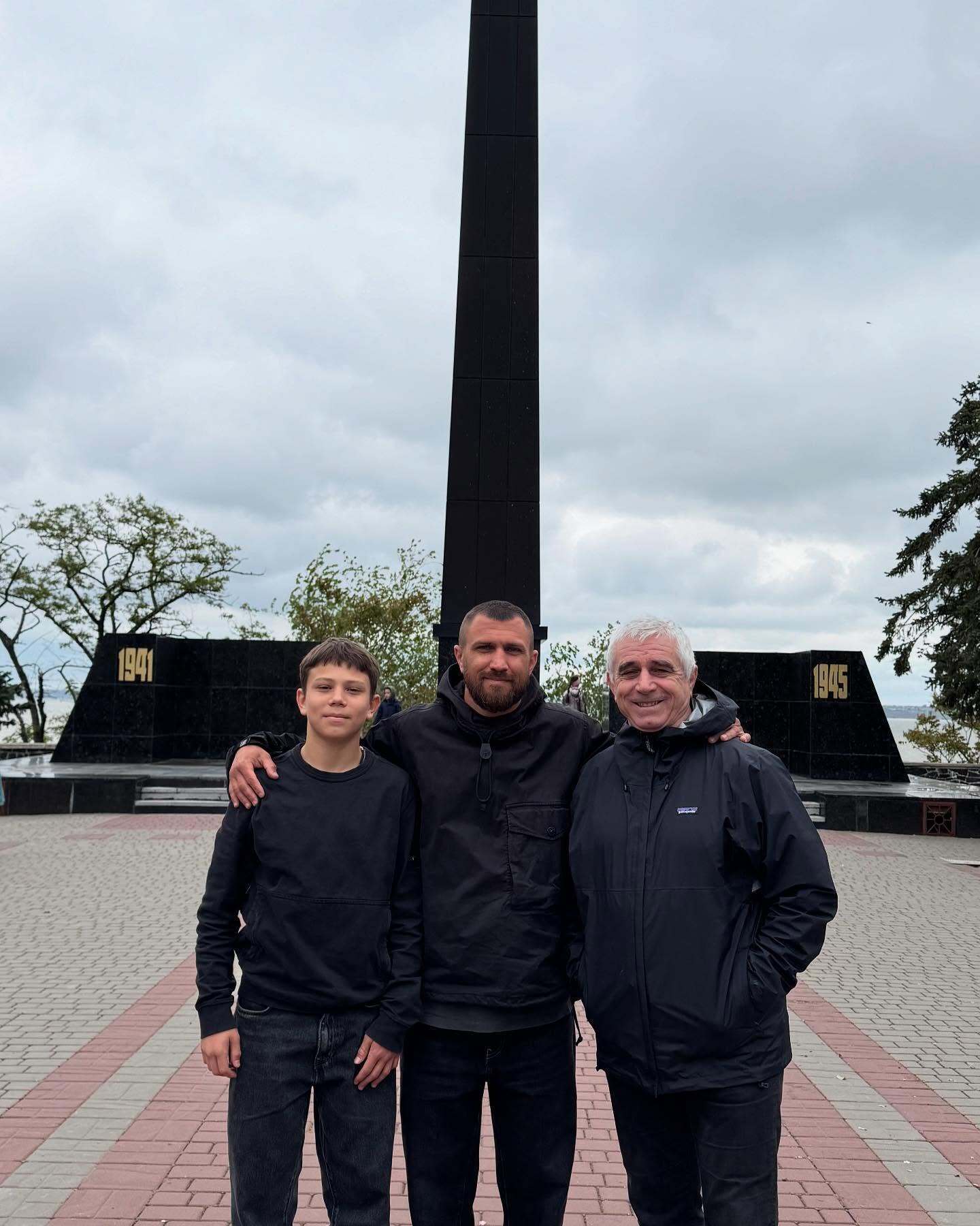"Царство небесное": Ломаченко обратился к болельщикам. Фото
