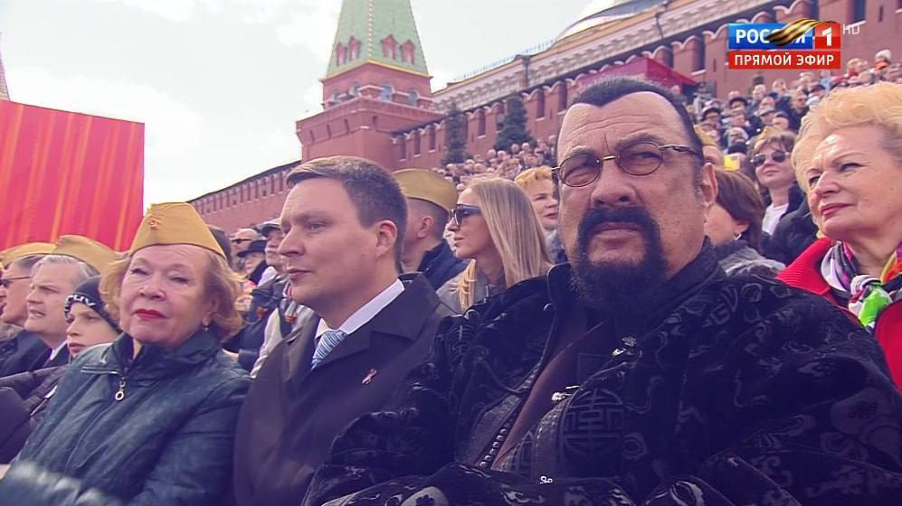 На параді в Москві помітили голлівудського актора, який підтримує Путіна