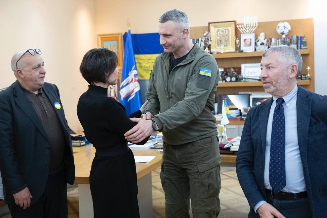 Кличко в День Европы встретился в Киеве с чиновниками из Милана