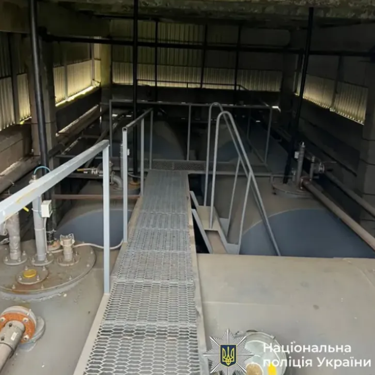 У Чернівецькій, Івано-Франківській та Хмельницькій областях торгували підробленим бензином А-95