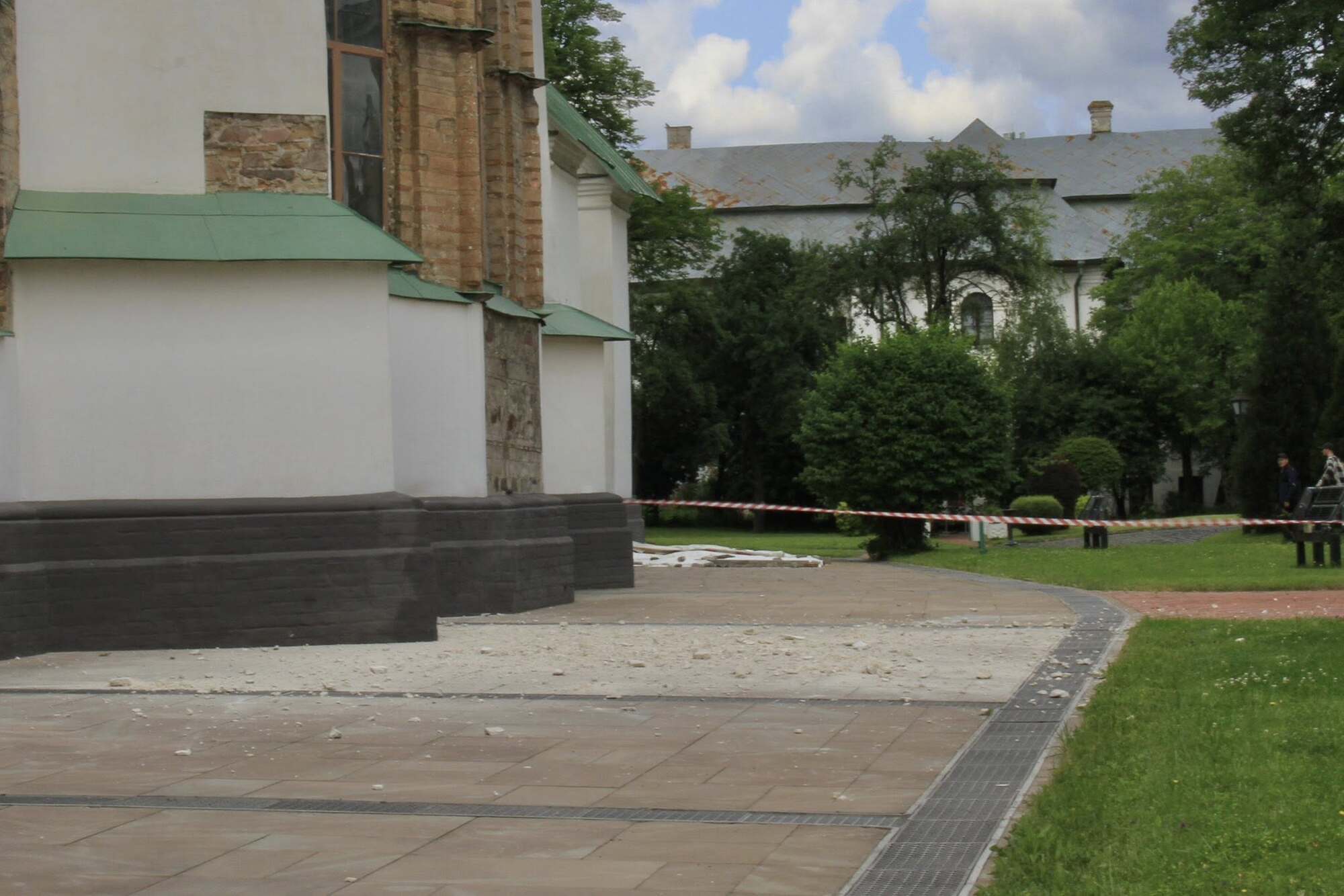 "Катастрофічна річ": Зеленський розповів про обвалення частини собору Софія Київська внаслідок удару РФ. Відео