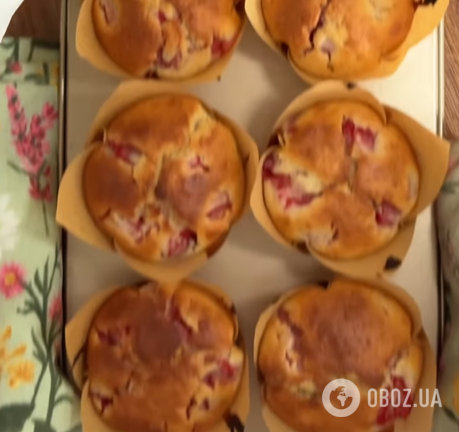 Пышные клубничные маффины к чаю: делимся простым рецептом теста