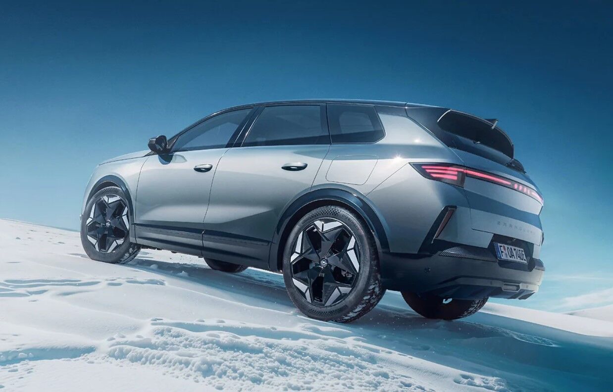 Opel Grandland Electric AWD