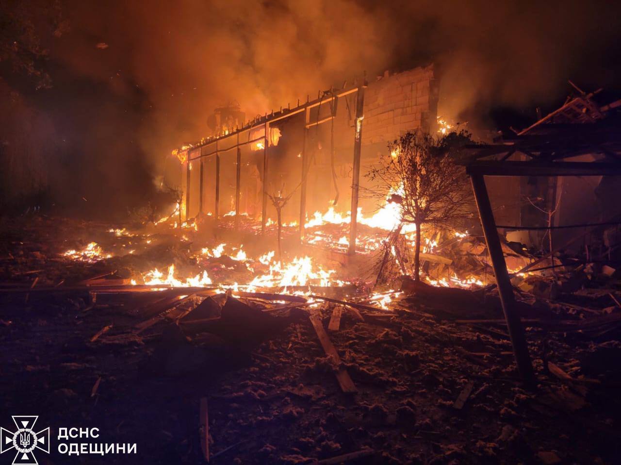 Россия ударила по Украине баллистикой и 85 дронами: обезврежено 49 средств воздушного нападения