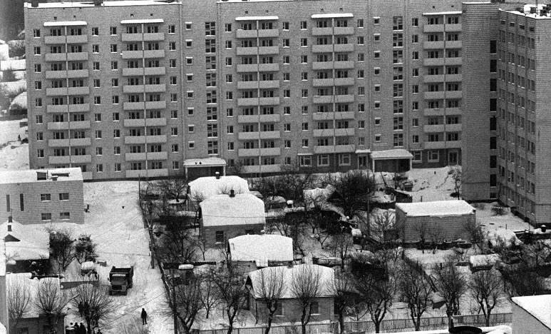 Новостройки и молодые Кличко: в сети опубликовали архивные фото Харьковского массива в Киеве 1980-х годов