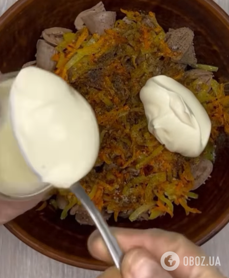 Какой вкусный салат приготовить с куриными сердечками для обеда: рецепт на скорую руку