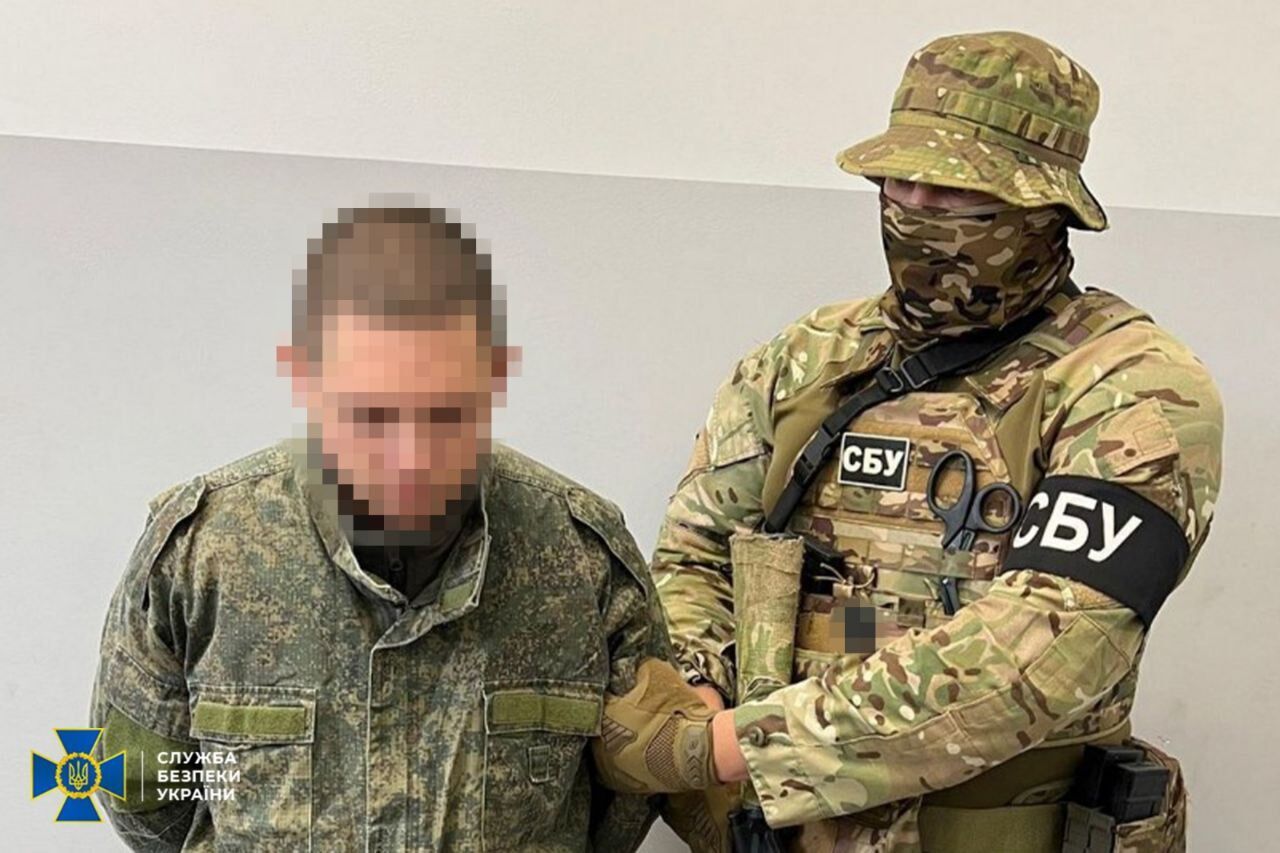 Розстріляв цивільних мешканців Харківщини: в Україні судитимуть полоненого російського солдата. Фото і відео