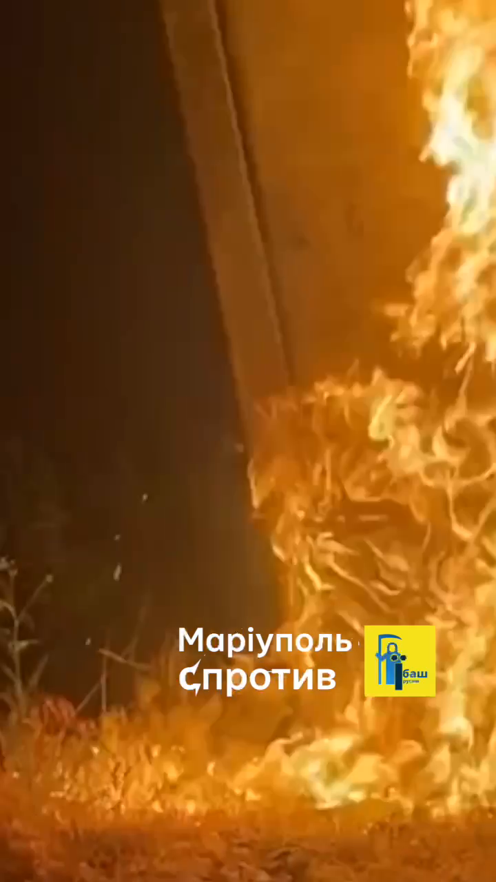 Сили спротиву вивели з ладу залізничне обладнання на станції російської залізниці: рух потягів було затримано. Фото і відео