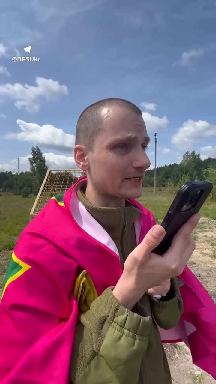 "Україна понад усе": з'явилось емоційне відео зі звільненими з полону українськими військовими